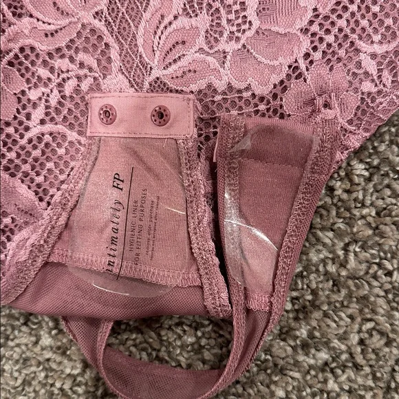 Free People Intimately Perfectly Fine Floral Lace Mauve Bodysuit - Picture 7 of 8